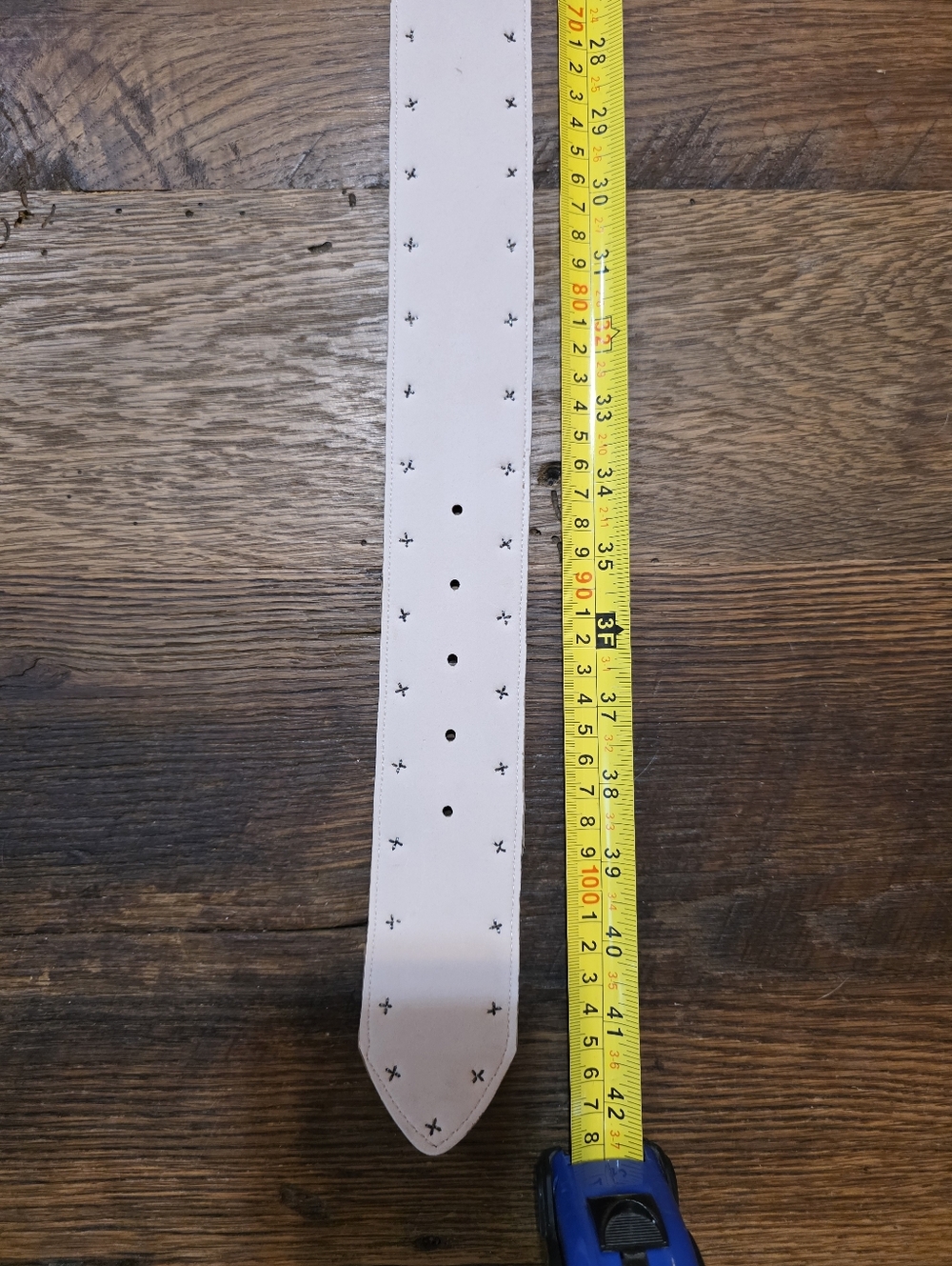 Another Line Sputhwestern Cream Leather Belt with Decorative Floral Buckle Large - Picture 8 of 10